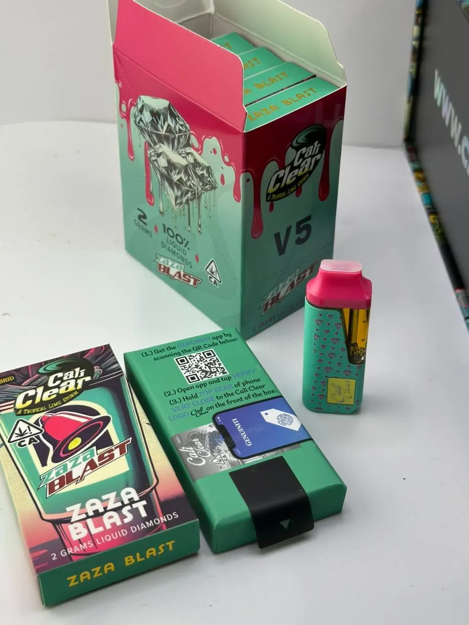 Cali Clear Liquid Diamonds V5 Disposable — disposable vape, photo 1 of 4